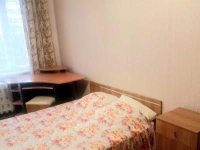 квартира за адресою Сергія Гладуша вул. (Карбишева), 8