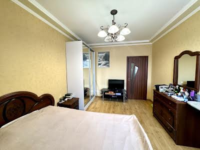квартира за адресою Садова вул., 17