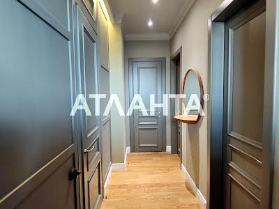 квартира за адресою Довженка вул., 4
