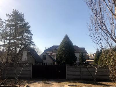 комерційна за адресою Матросова, 2
