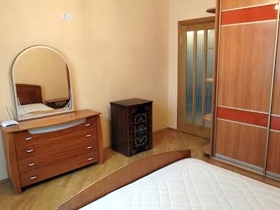 квартира по адресу Червоной Калины просп., 72