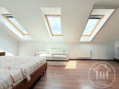 квартира за адресою Головацького, 23 Г