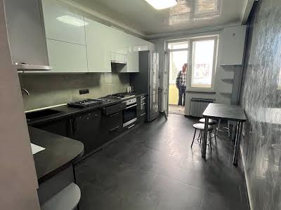 квартира за адресою Зелена вул., 115д