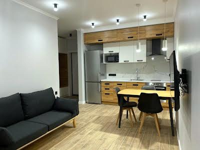 квартира за адресою Зарічна вул., 2к2
