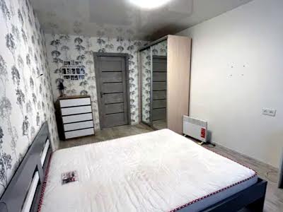 квартира за адресою Космонавтів вул., 11