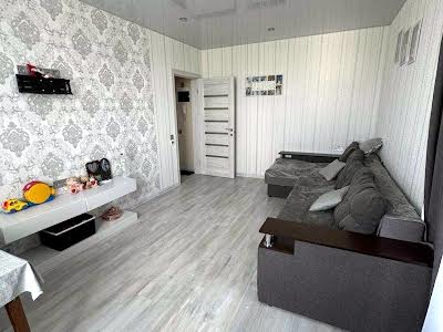 квартира за адресою Нескорених вул. (Героїв Праці), 31б