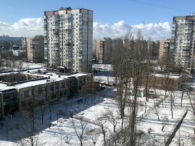 квартира за адресою Романа Шухевича просп. (Генерала Ватутіна), 10 А
