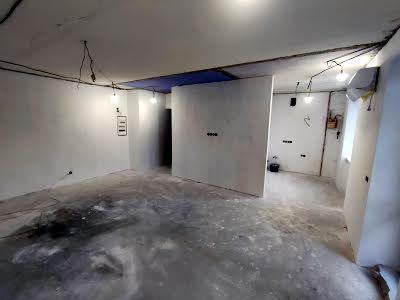 квартира за адресою Щедра вул., 38б