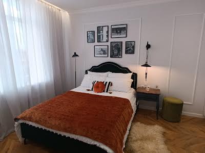 квартира за адресою Садова вул., 51-В