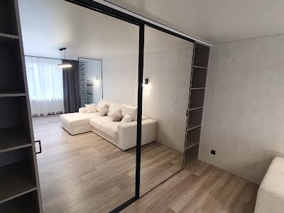 квартира за адресою Леся Курбаса вул., 10