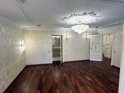квартира за адресою Миру просп., 4-А