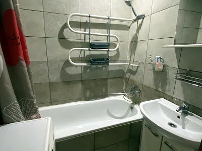 квартира за адресою Вербова, 38