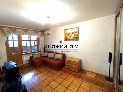 квартира за адресою Урлівська вул., 3