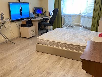 квартира по адресу Хмельницкая ул., 10