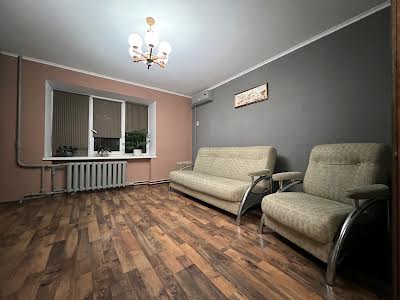 квартира за адресою Котляревского, 7