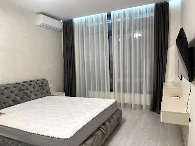 квартира за адресою Трускавецька вул., 8