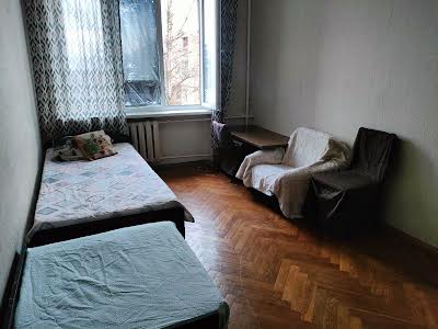 квартира за адресою Миколи Міхновського бульв. (Дружби Народів), 32
