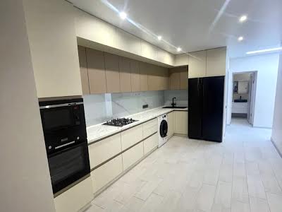 квартира за адресою Сімейна вул., 5