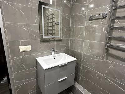 квартира за адресою Ольги Кисілевської вул., 27