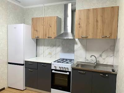 квартира за адресою Шишкина, 36