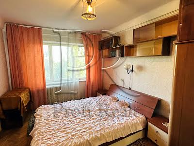 квартира по адресу Дарницкий бульв., 9