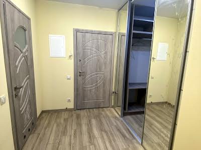 квартира за адресою Авраама Лінкольна вул. (), 6а