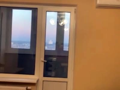 квартира за адресою Ревуцького вул., 54