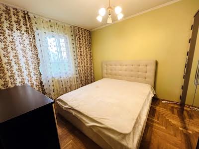 квартира за адресою Європейського Союзу просп. (Правди), 17