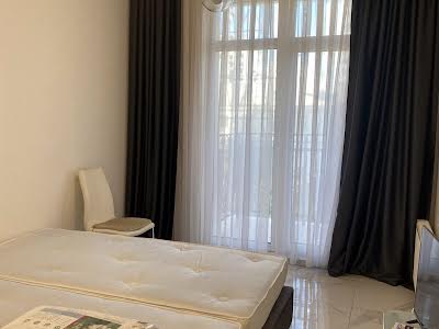 квартира за адресою Італійський бульв., 1в