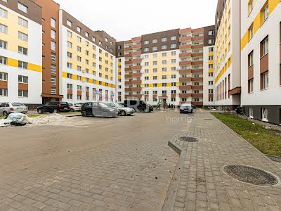 квартира за адресою Проектована Тролейбусна вул., 3