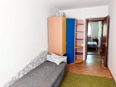 квартира по адресу Салютная ул., 20