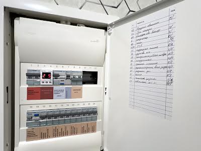 квартира за адресою Роксоляни вул., 151