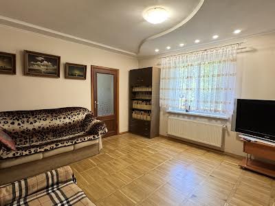 будинок за адресою с. Глибоке, Дзержинського, 7