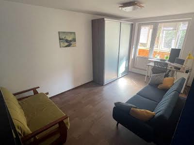 квартира за адресою Перемоги просп., 72