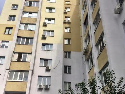 квартира за адресою Малинівська вул., 19
