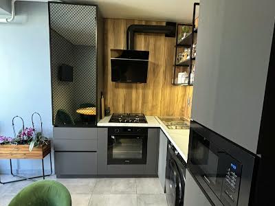 квартира за адресою Соборна вул., 126/2