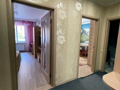 квартира за адресою Райдужний масив вул., 10б, 10в