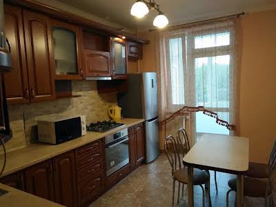 квартира по адресу Червоной Калины просп., 12