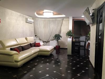 квартира за адресою Лесі Українки вул., 20