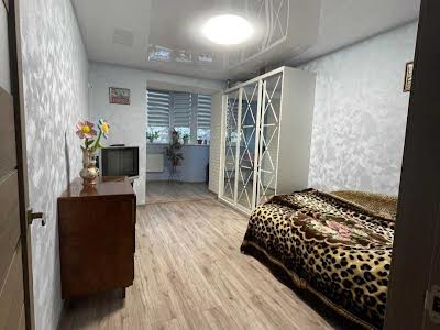 квартира за адресою Вереснева вул., 22