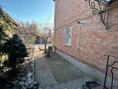 будинок за адресою Індустріальна