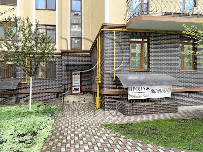 комерційна за адресою Західна вул., 6