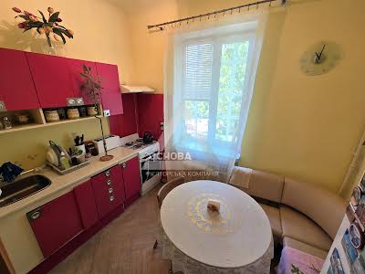 квартира по адресу 12-го Апреля ул. (12-го Апреля), 9