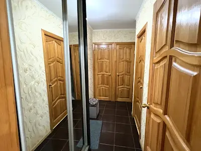 квартира за адресою Автозаводська вул., 17