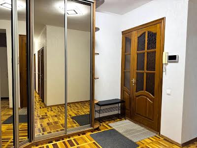 квартира за адресою Старонаводницька вул., 4-Б