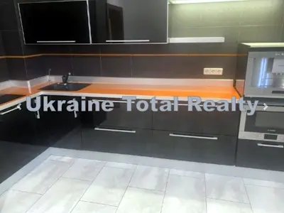 квартира за адресою Степана Руданського вул., 4-6