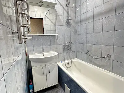 квартира за адресою Петлюри Симона вул., 7