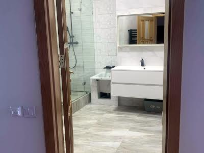 квартира за адресою Богдана Хмельницького вул., 58а