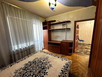 квартира по адресу Ревуцкого ул., 29