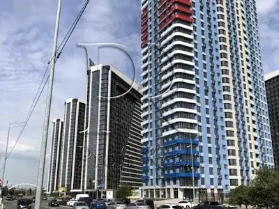 квартира за адресою Дніпровська набережна вул., 17В